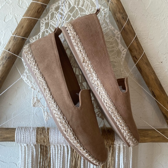 🎉 NEW‼️ LIGHT AND COMFY RILEY ESPADRILLES ‼️ - Picture 3 of 16